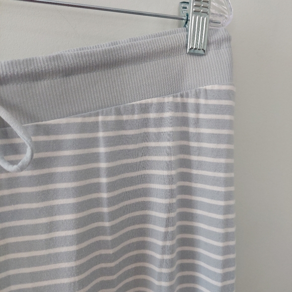 Gilligan & O'Malley pajama pants Large blue white stripes joggers drawstring - Picture 3 of 8